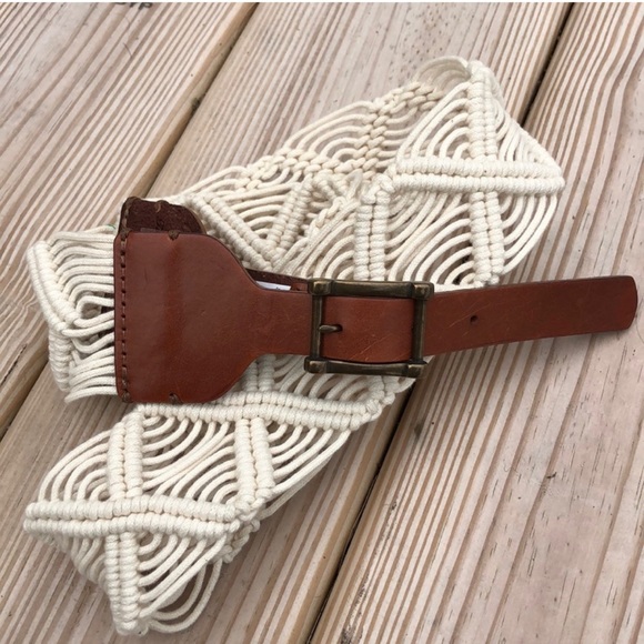 Tommy Bahama Macrame Braided Woven Cream Brown Leather Belt Brass Buckle Boho S - Picture 1 of 8